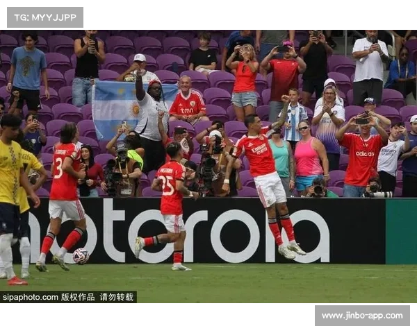 欧洲杯关键时刻绝平进球英雄崛起助球队走出困境 欧洲杯关键时刻绝平进球英雄崛起助球队走出困境