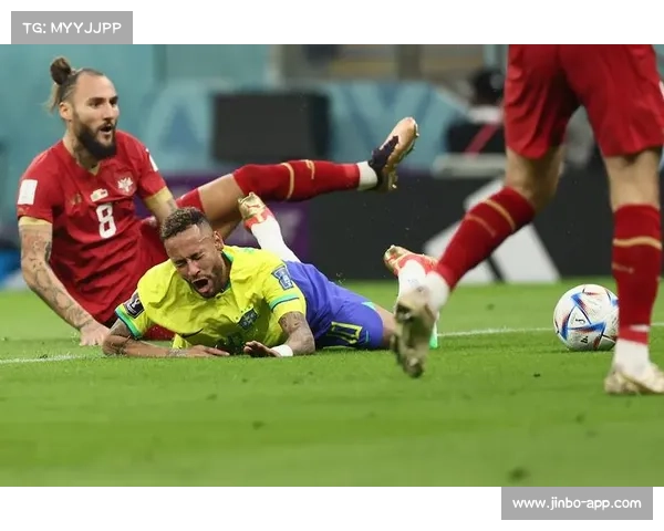 以内马尔伤情更新:缺席英超赛事几成定局伤情严重需进一步评估 以内马尔伤情更新:缺席英超赛事几成定局伤情严重需进一步评估