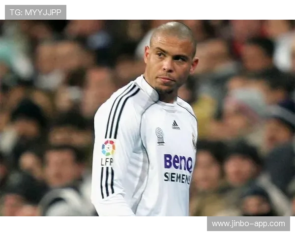 卡佩罗回忆:皇马闪签卡洛斯与放弃罗纳尔多的心路历程 卡佩罗回忆:皇马闪签卡洛斯与放弃罗纳尔多的心路历程